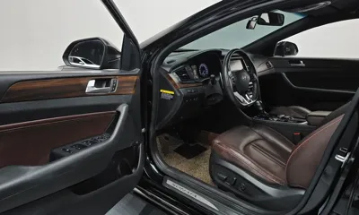 Hyundai Sonata 2018, 82585 км, за 8789.55 USD - фото 10