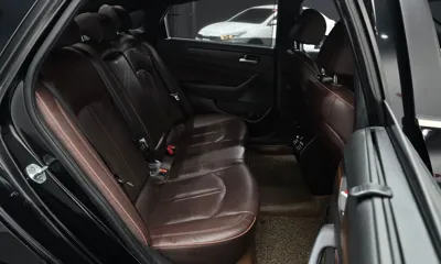 Hyundai Sonata 2018, 82585 км, за 8789.55 USD - фото 11
