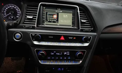 Hyundai Sonata 2018, 82585 км, за 8789.55 USD - фото 14