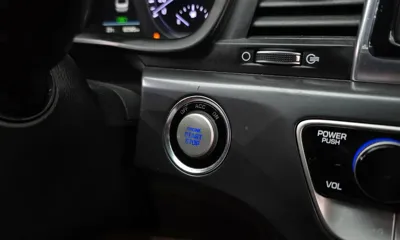 Hyundai Sonata 2018, 82585 км, за 8789.55 USD - фото 19