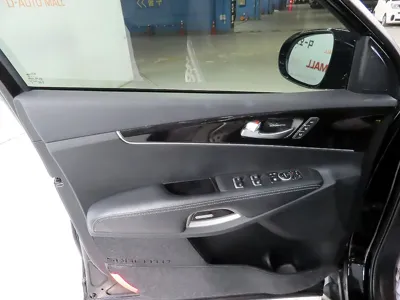 Kia Sorento 2018, 87603 км, за 12275.17 USD - фото 14