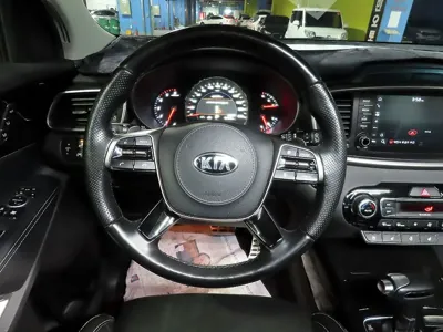 Kia Sorento 2018, 87603 км, за 12275.17 USD - фото 17