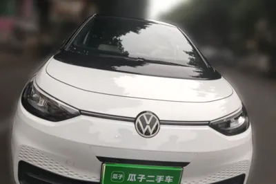 Volkswagen ID.3 2025, 35800 км, за 14449 USD
