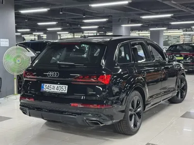 Audi Q7 2026, 12 км, за 72863.33 USD