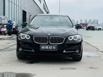 BMW 5 Series 2016, 114000 км, за 11827.43 USD