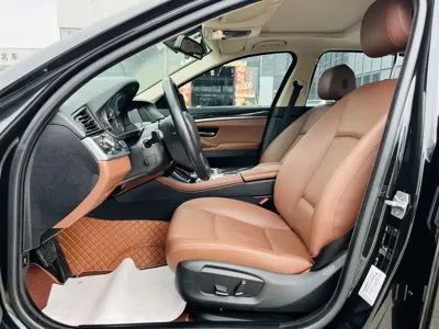 BMW 5 Series 2016, 114000 км, за 11827.43 USD