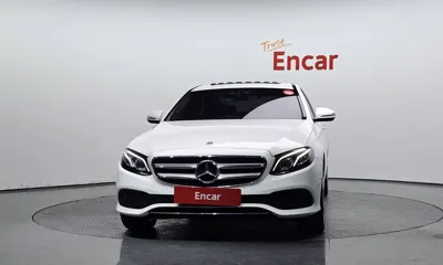 Mercedes-Benz E-Class 2018, 122032 км, за 13809.05 USD