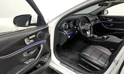 Mercedes-Benz E-Class 2018, 122032 км, за 13809.05 USD - фото 11