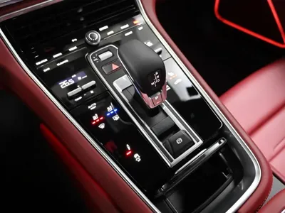 Porsche Panamera 2023, 22700 км, за 109679.54 USD - фото 9