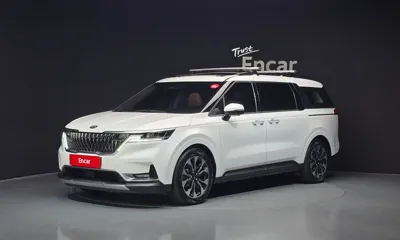 Kia Canival · 2021 год