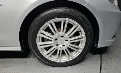Mercedes-Benz E-Class 2011, 140246 км, за 4096.46 USD