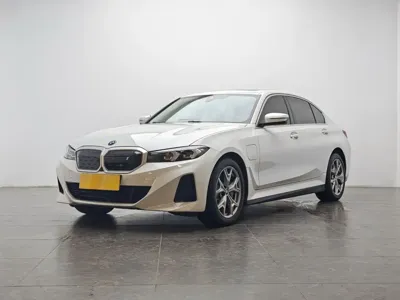 BMW i3 · 2023 год