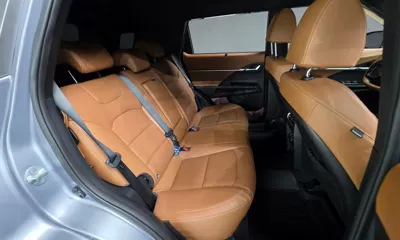 KG_Mobility_Ssangyong Torres 2023, 50412 км, за 14385.18 USD - фото 19