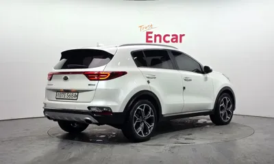 Kia Sportage 2020, 94215 км, за 11166.17 USD