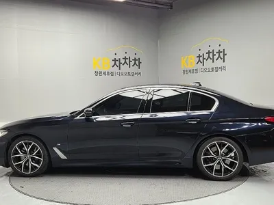 BMW 5-Series 2021, 98441 км, за 23796.95 USD - фото 8