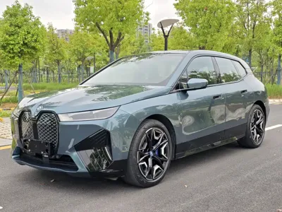BMW iX · 2022 год