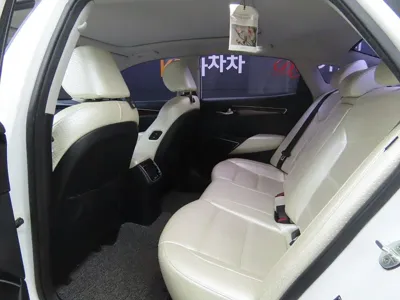 Kia K7 2016, 122159 км, за 6897 USD - фото 11