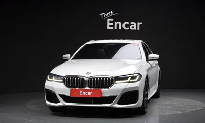 BMW 5-Series 2022, 57935 км, за 28493.39 USD