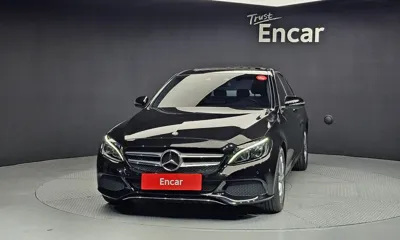 Mercedes-Benz C-Class 2017, 100963 км, за 10083.28 USD