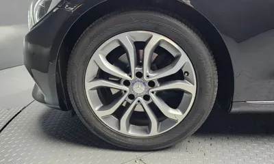 Mercedes-Benz C-Class 2017, 100963 км, за 10083.28 USD