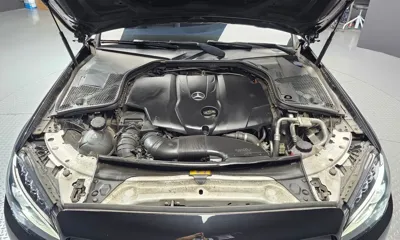 Mercedes-Benz C-Class 2017, 100963 км, за 10083.28 USD - фото 6