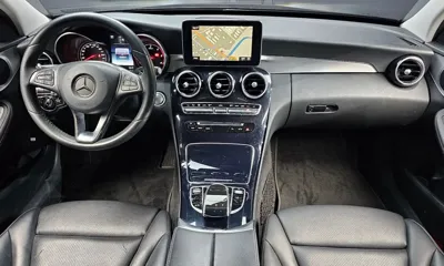 Mercedes-Benz C-Class 2017, 100963 км, за 10083.28 USD - фото 7