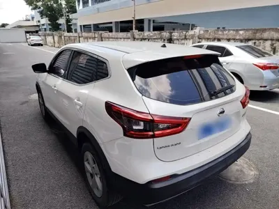 Nissan Qashqai 2023, 41400 км, за 9992.08 USD