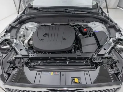 Volvo XC60 2026, 960 км, за 41279.32 USD - фото 6