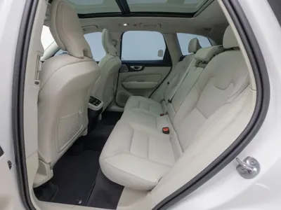 Volvo XC60 2026, 960 км, за 41279.32 USD - фото 10
