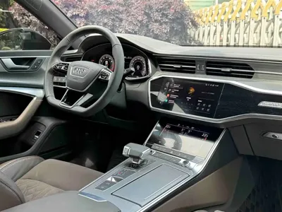 Audi A7L 2023, 36600 км, за 38109.91 USD - фото 9