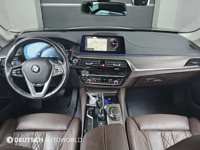 BMW 5-Series 2019, 81197 км, за 16836.76 USD - фото 7