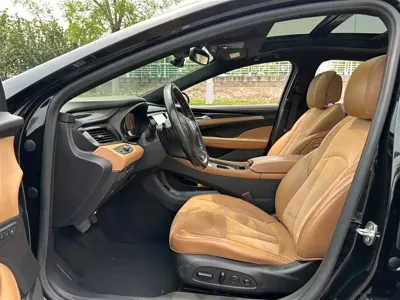 Buick LaCrosse 2019, 120000 км, за 11652.21 USD