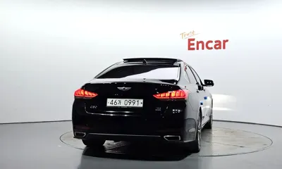 Hyundai Genesis 2016, 140890 км, за 8867.57 USD