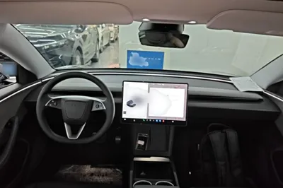 Tesla Model 3 2025, 4300 км, за 30661 USD - фото 12