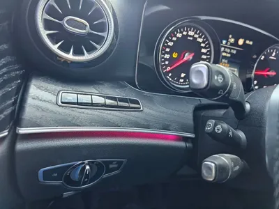 Mercedes-Benz E-Class 2018, 112000 км, за 14113.17 USD - фото 6
