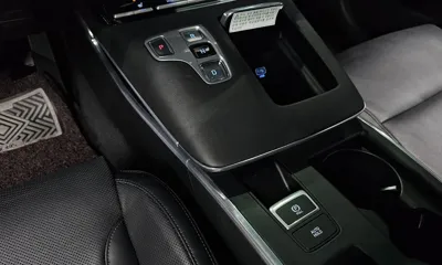 Hyundai Grandeur 2020, 20542 км, за 14375.74 USD - фото 9