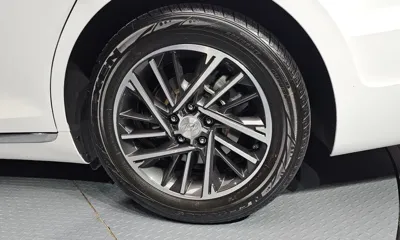 Hyundai Grandeur 2020, 20542 км, за 14375.74 USD - фото 21