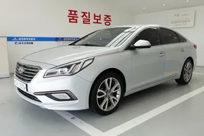 Hyundai Sonata 2016, 103656 км, за 6761.19 USD