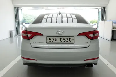 Hyundai Sonata 2016, 103656 км, за 6761.19 USD