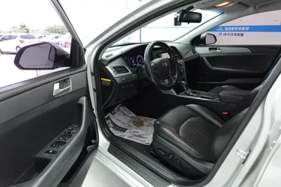 Hyundai Sonata 2016, 103656 км, за 6761.19 USD - фото 9