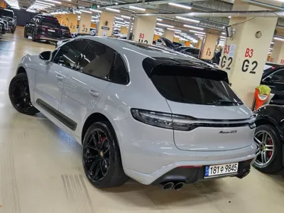 Porsche Macan 2022, 32000 км, за 61535.43 USD