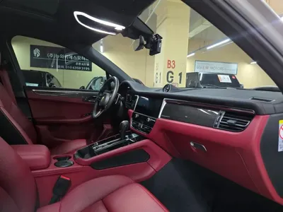 Porsche Macan 2022, 32000 км, за 61535.43 USD