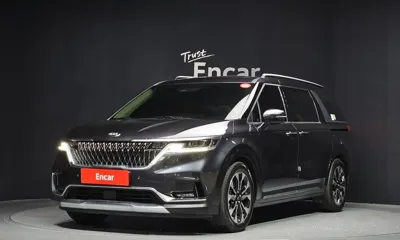 Kia Canival · 2021 год