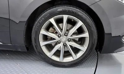 Hyundai Grandeur 2015, 167445 км, за 4437.08 USD