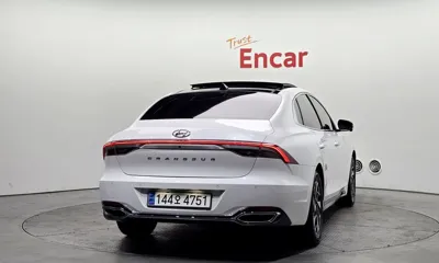 Hyundai Grandeur 2022, 111689 км, за 14970.37 USD