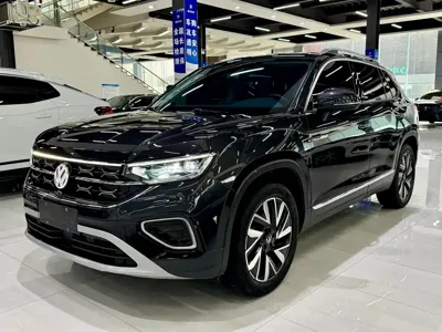 Volkswagen Tayron · 2023 год