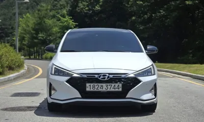Hyundai Avante 2019, 75700 км, за 9386.9 USD