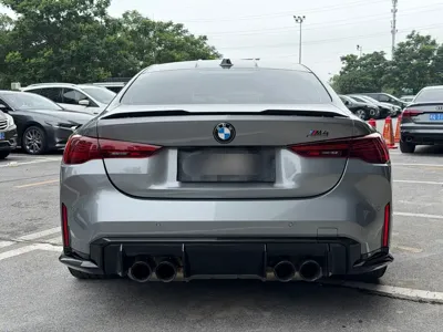 BMW M4 2025, 10000 км, за 127893.32 USD