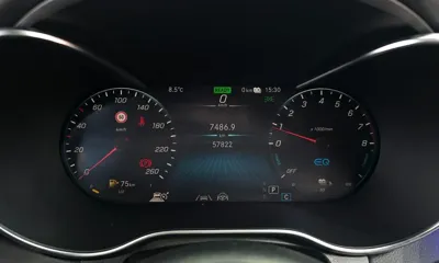 Mercedes-Benz GLC-Class 2023, 57822 км, за 35430.43 USD - фото 8
