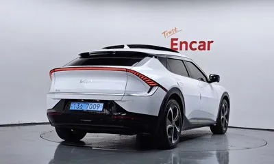 Kia EV6 2023, 17327 км, за 24878.56 USD